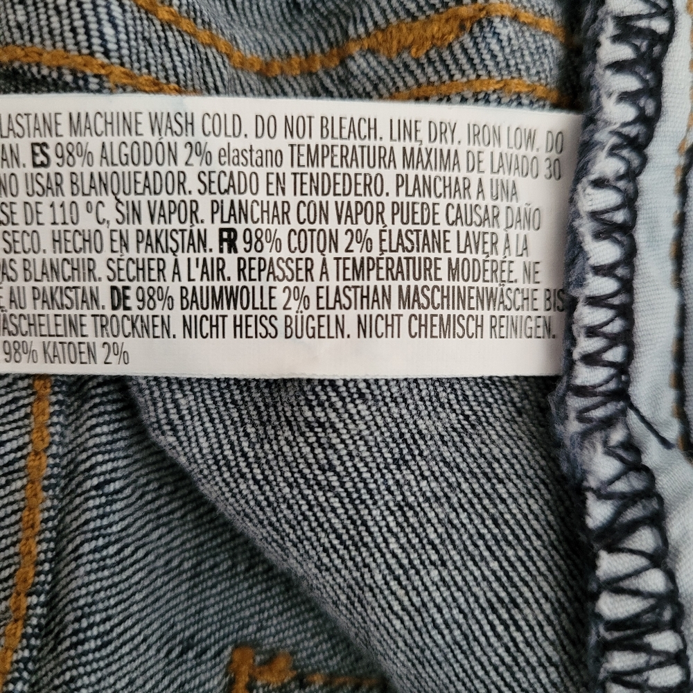 Forever 21 Jeans - Picture 9 of 11